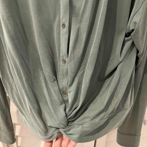 Lucky Brand top - Picture 4 of 4